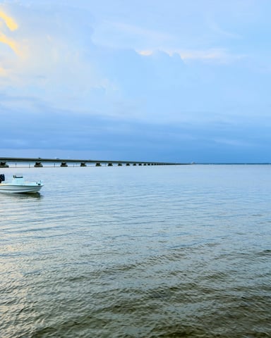 Calm bay with boats on the Florida Gulf Coast